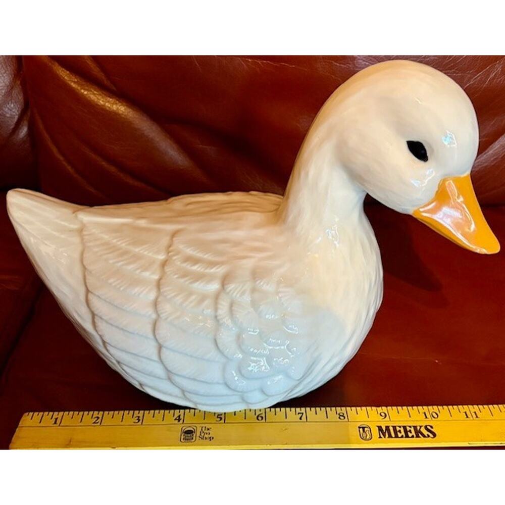 Vintage Goose Ceramic Figurine 9"x12" - Picture 6 of 7